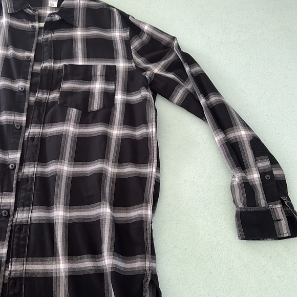 Mens Black/White checkered Button down shirt - Picture 4 of 5